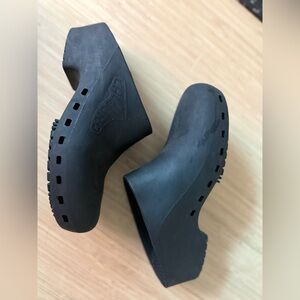 Black Calzuro Clogs size 36-37